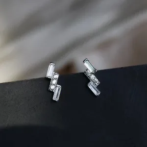 14K Gold Exquisite Lightning Earring