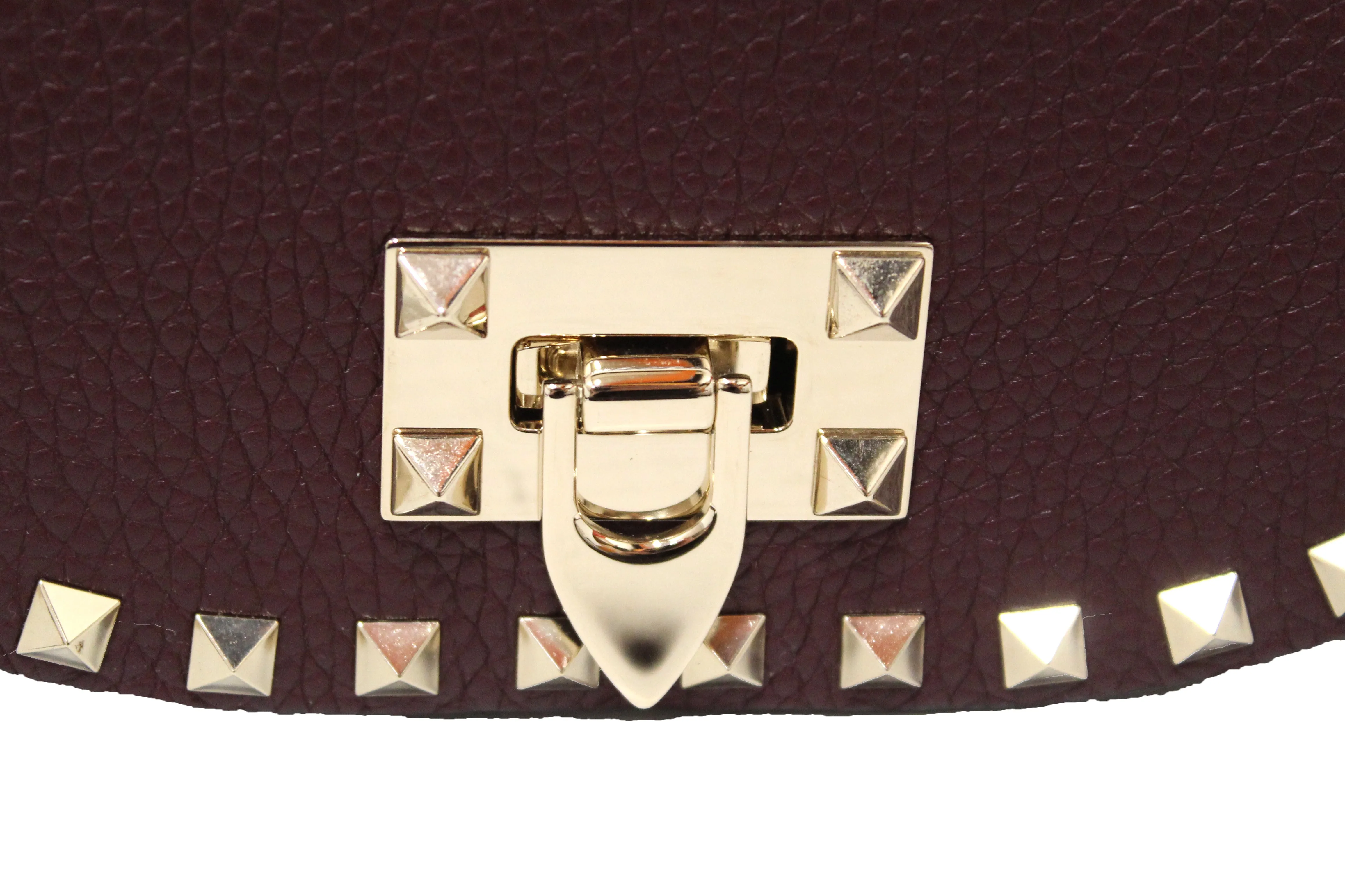 Authentic NEW Valentino Garavani Burgundy Pebbled Calfskin Rockstud Haftmoon Saddle Bag
