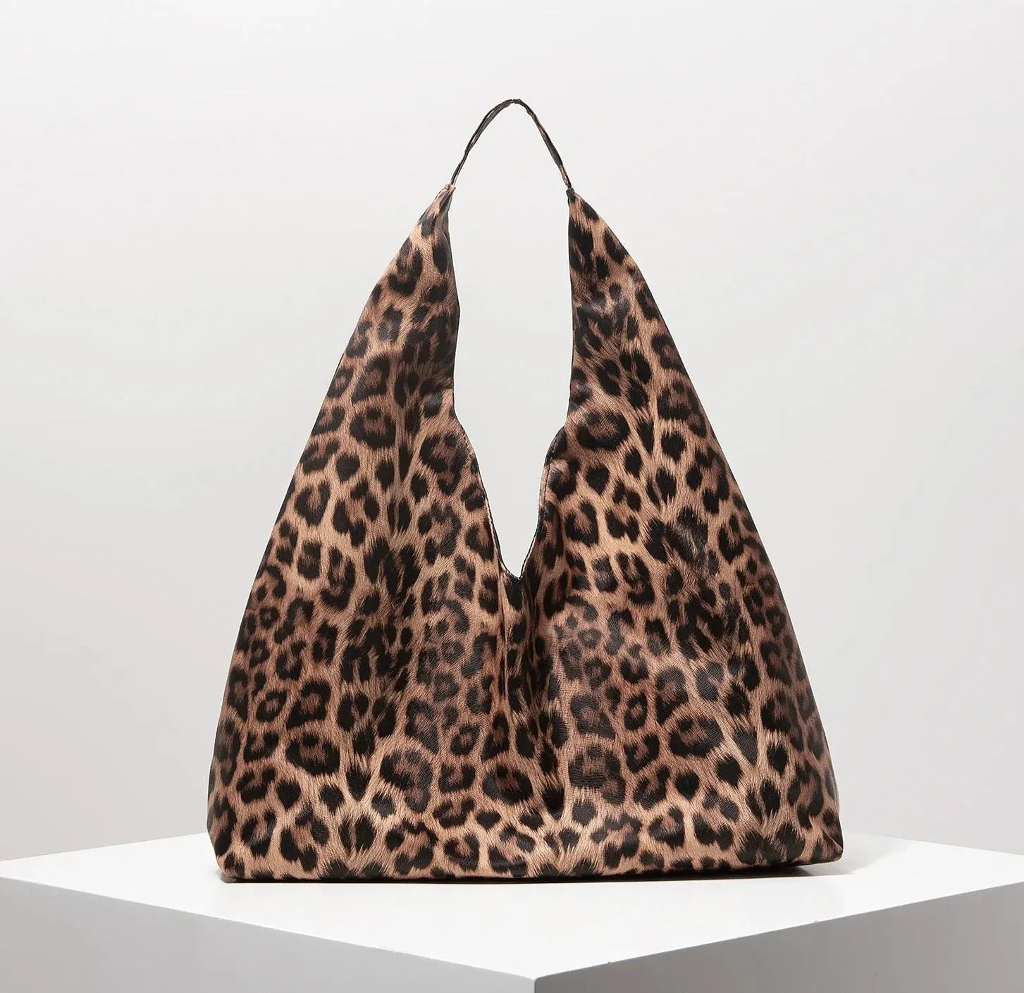 Ava Retro Woven Tote