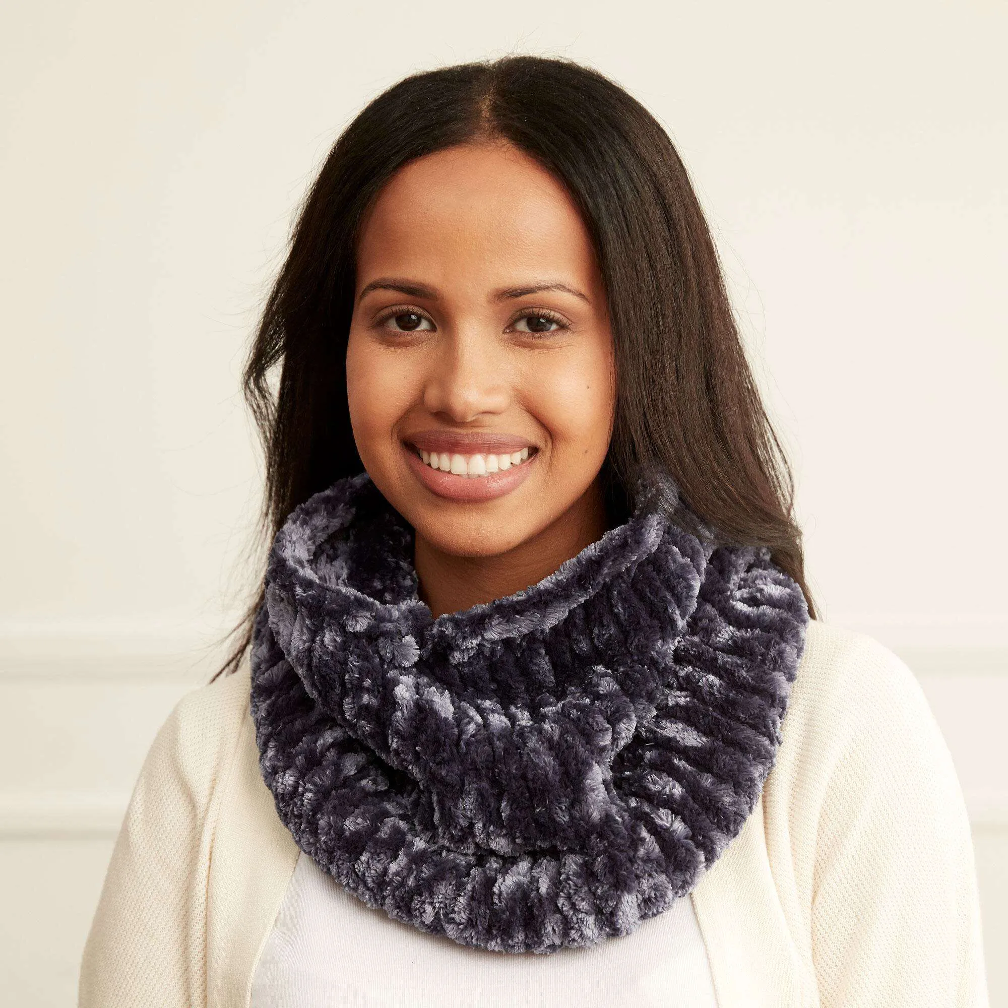Bernat Sumptuous Knit Cowl