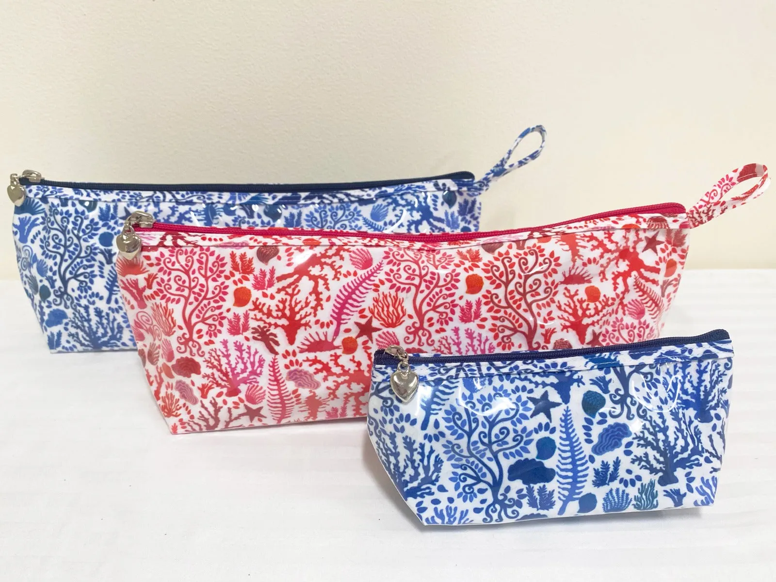 Brush Bag (Long), Seashells (Coral)