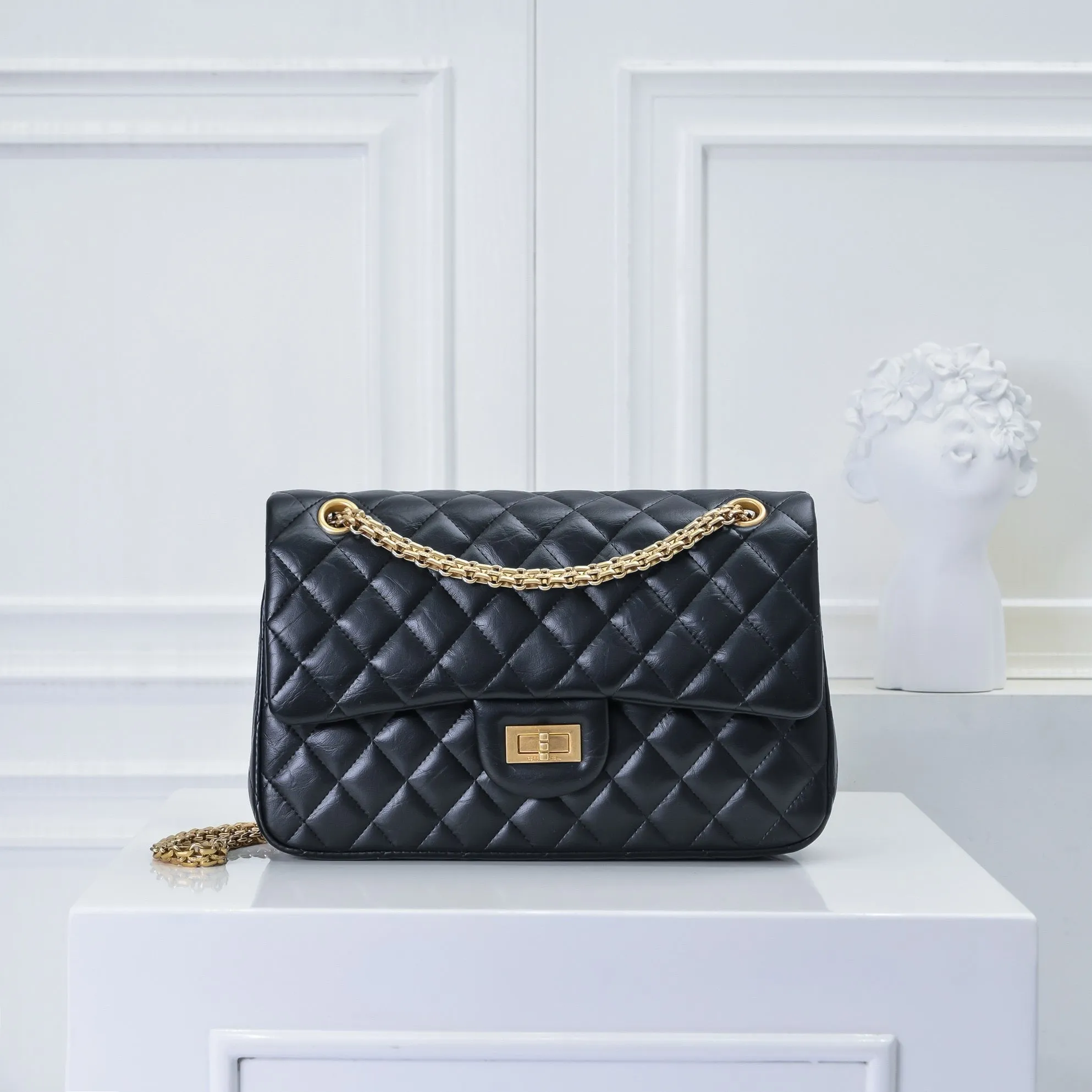 CC1081 2.55 Handbag / 6.3 x 9.4 x 3in