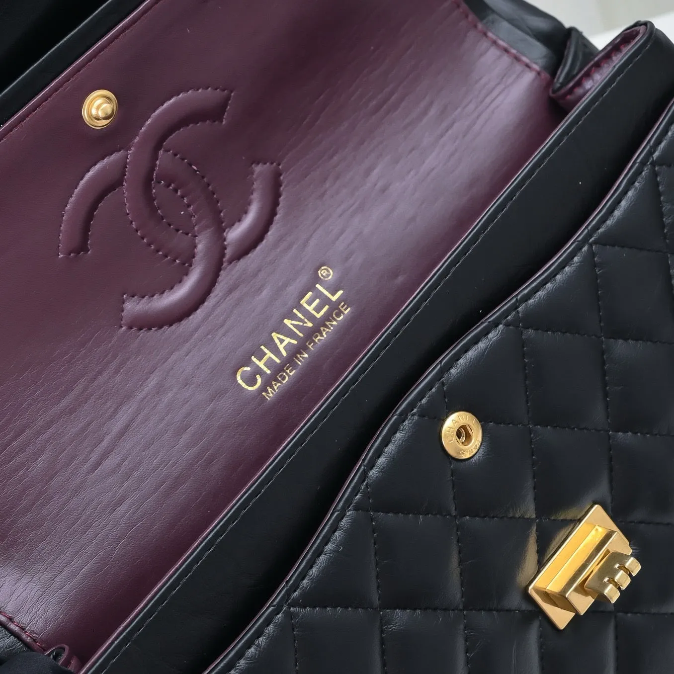 CC1081 2.55 Handbag / 6.3 x 9.4 x 3in