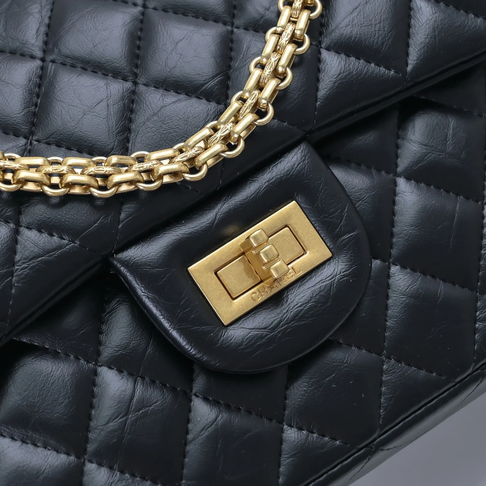 CC1081 2.55 Handbag / 6.3 x 9.4 x 3in