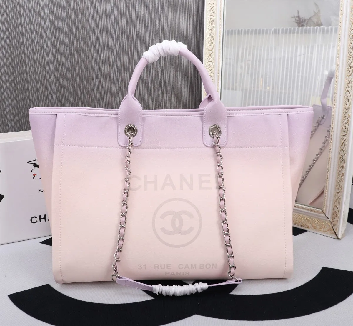 CC920 Shopping Bag / 10.1 × 16 × 6.6 in