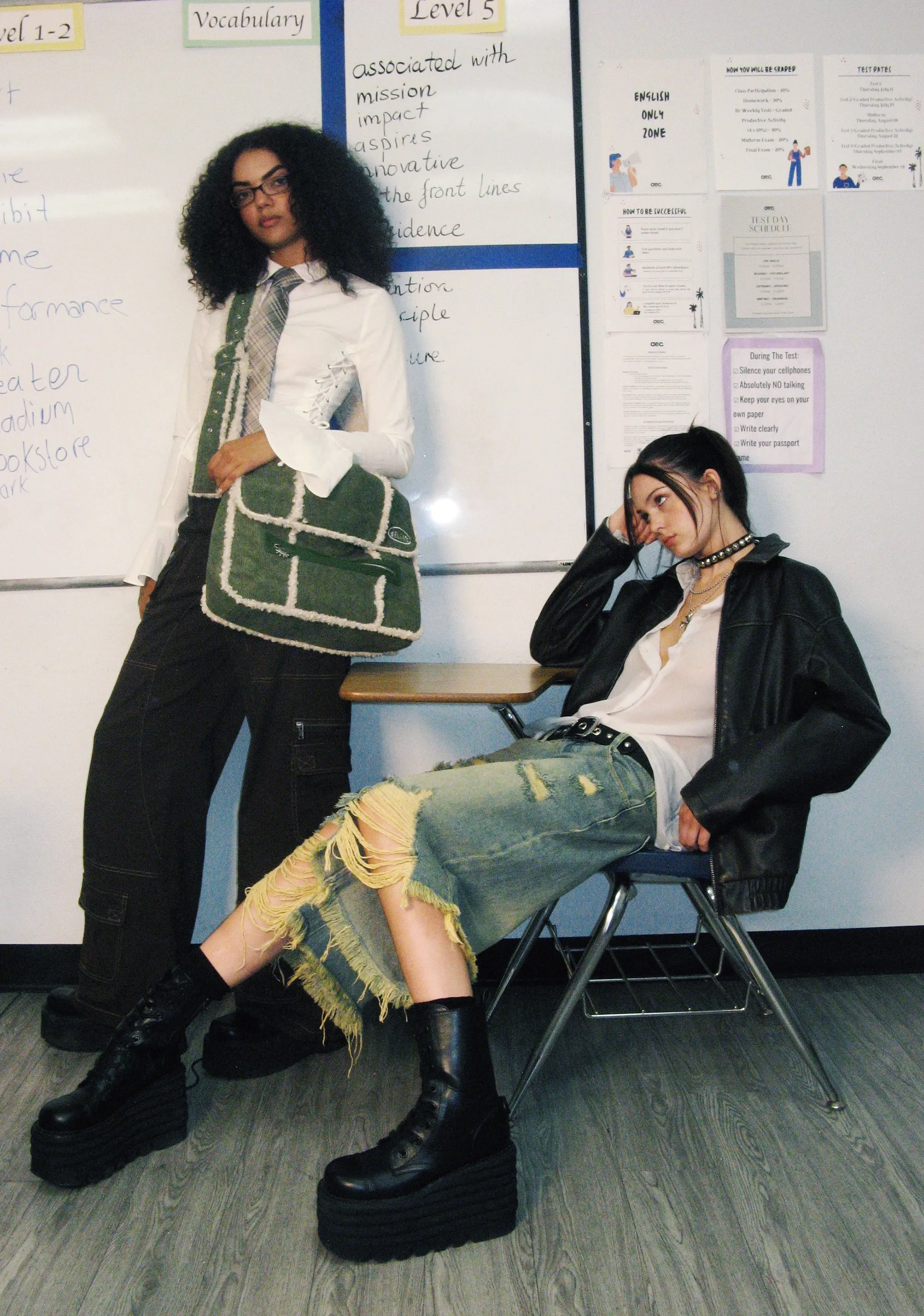 City Morning Messenger Bag