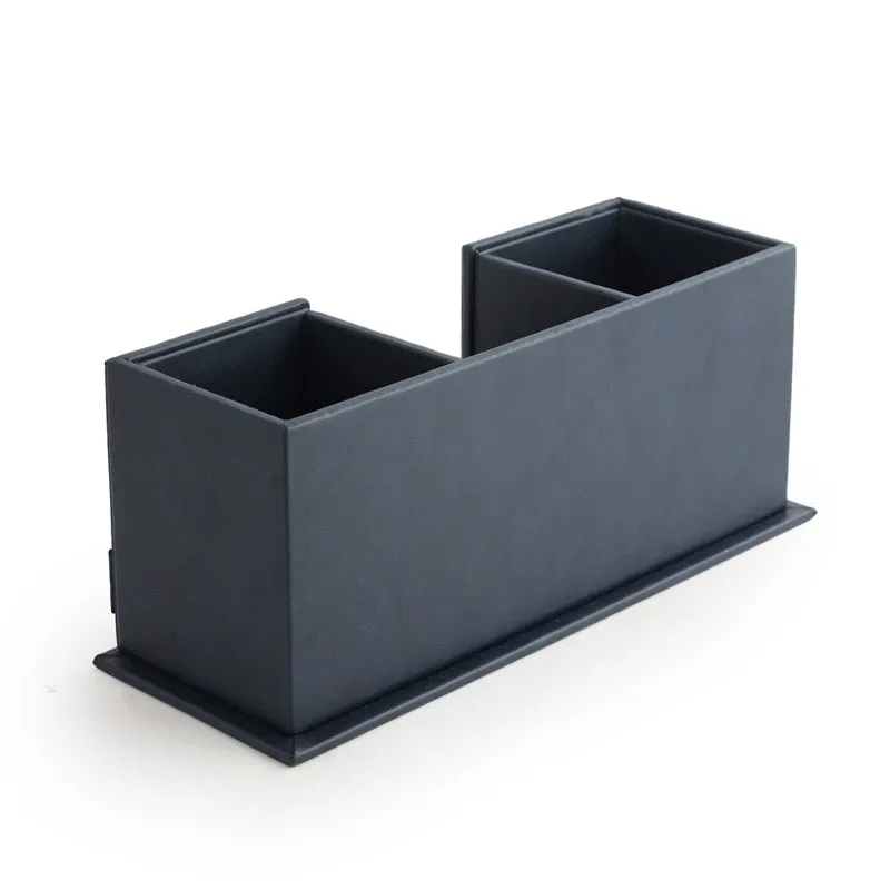 Clasped Remote Organiser