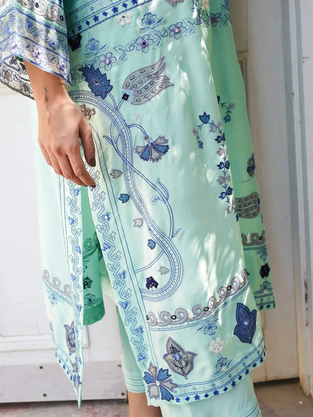 Eid '24 - Tabu Kurta W/ Izaar
