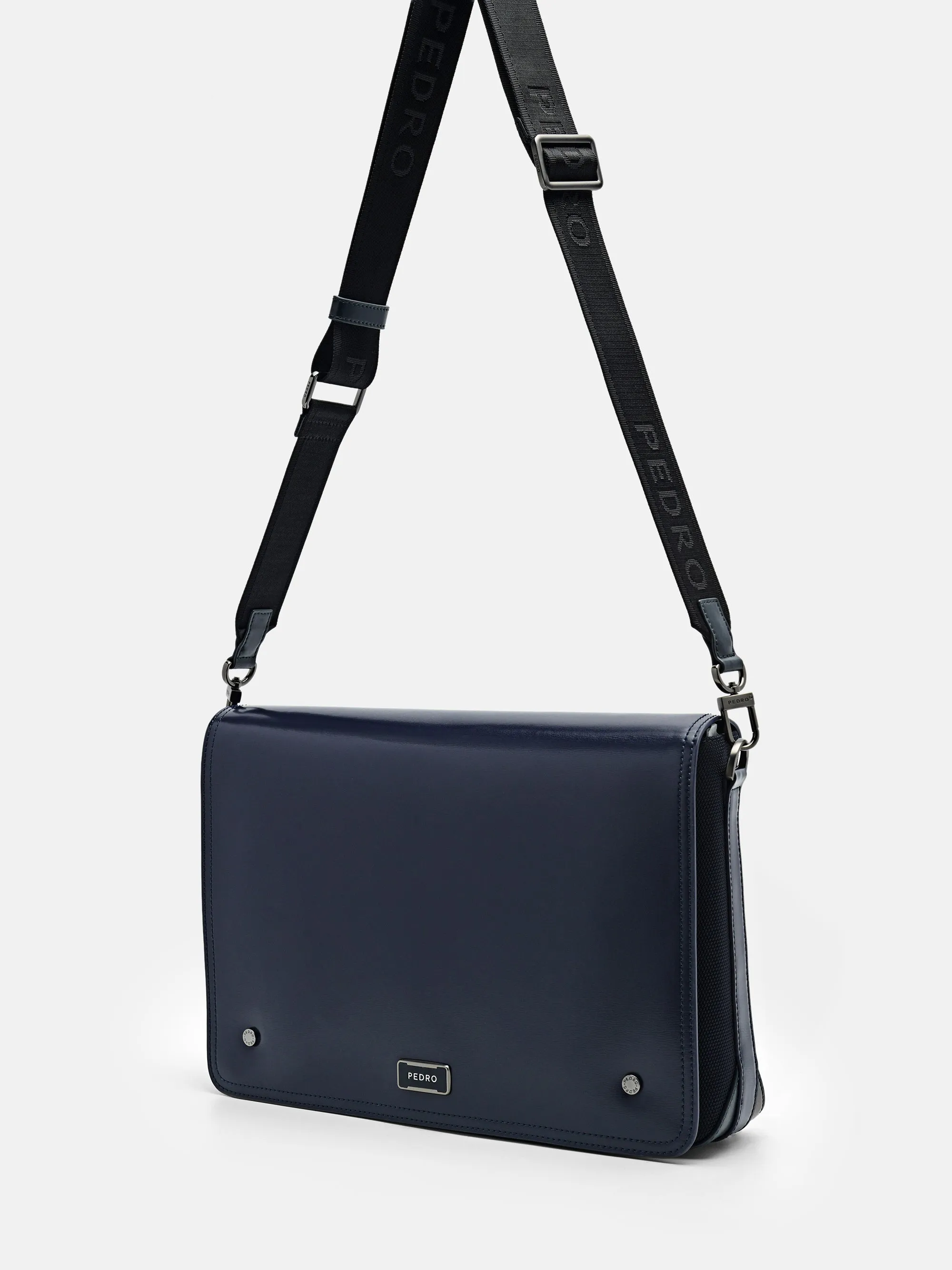 Elliott Messenger Bag