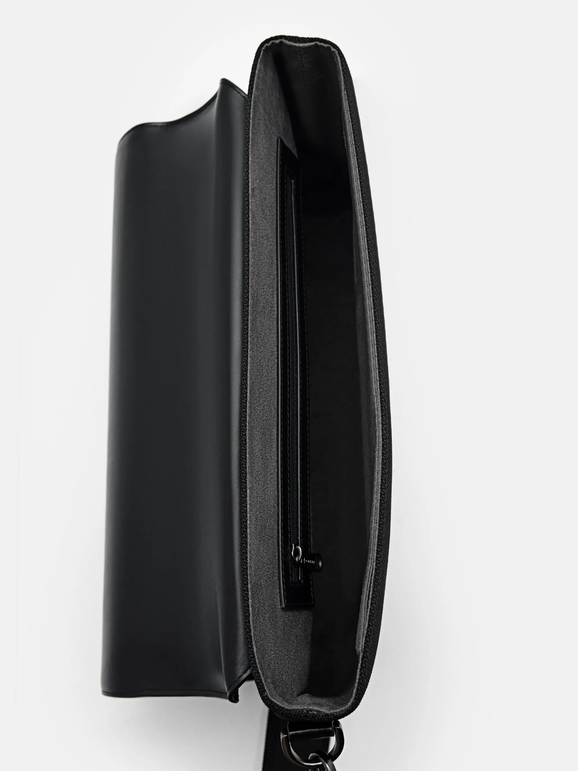 Elliott Messenger Bag