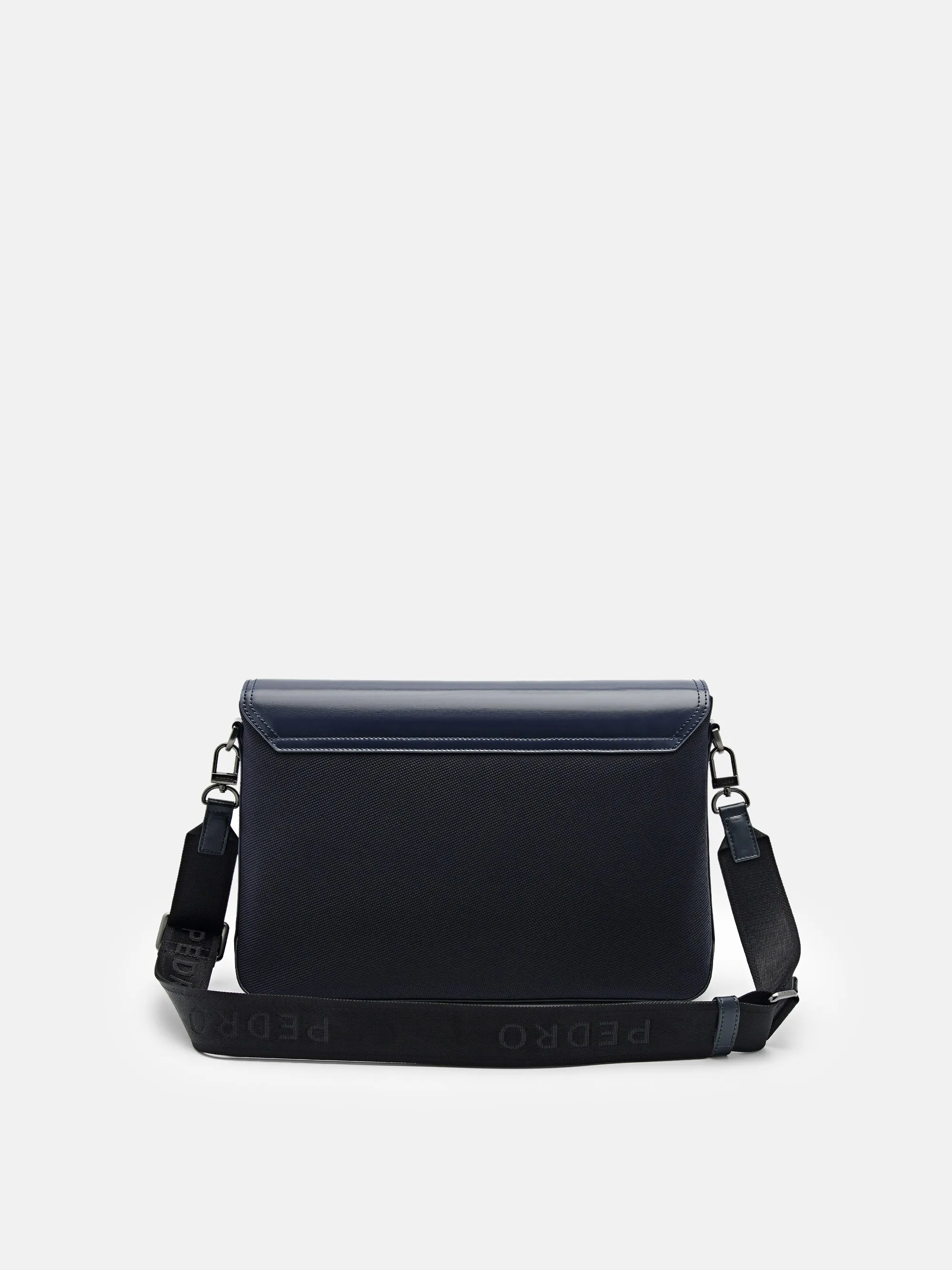Elliott Messenger Bag