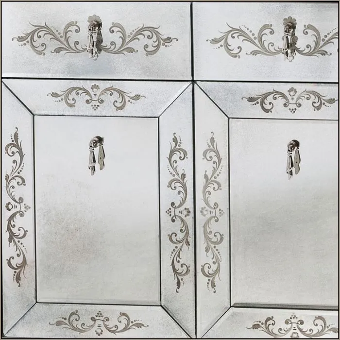 Exquisite Engraved Venetian Mirror Bathroom Vanity