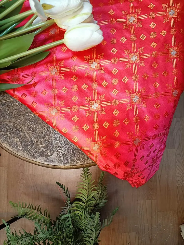 Exquisite Pink Banarasi Silk Tanchui Fabric - 5 Meters