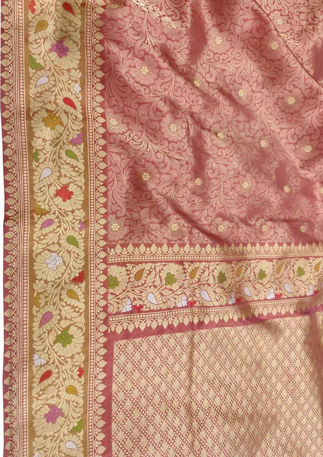 Exquisite Red Banarasi Handloom Silk Saree