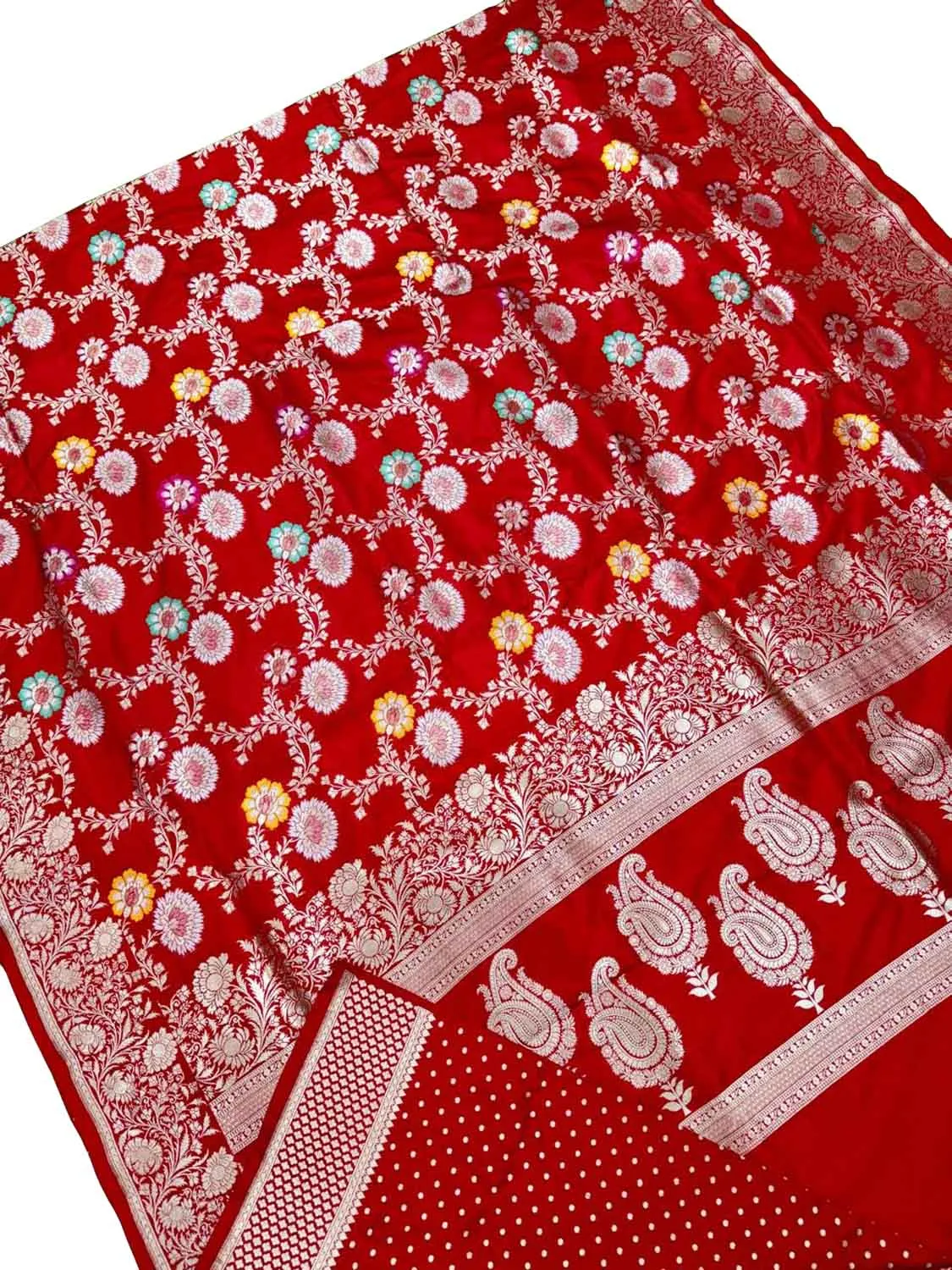 Exquisite Red Handloom Banarasi Katan Silk Meenakari Saree