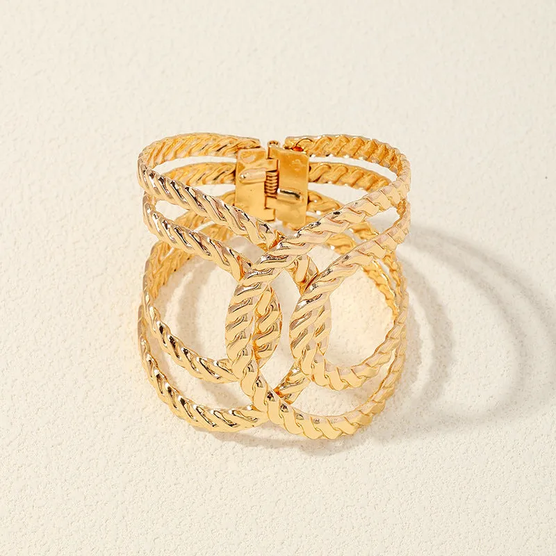 Exquisite Retro Metal Bracelet with Unique Design