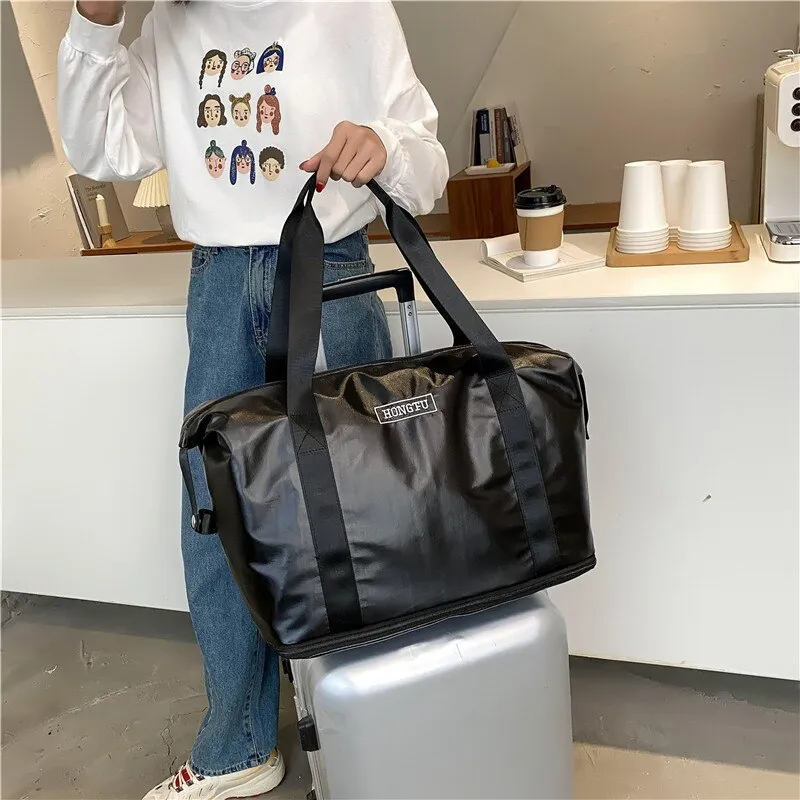 Fashion Fitness Sports Travel Bag Waterproof Shoulder Bags For Women Casual Weekend Bag Work Out Gym Yoga Traveling Bag Women