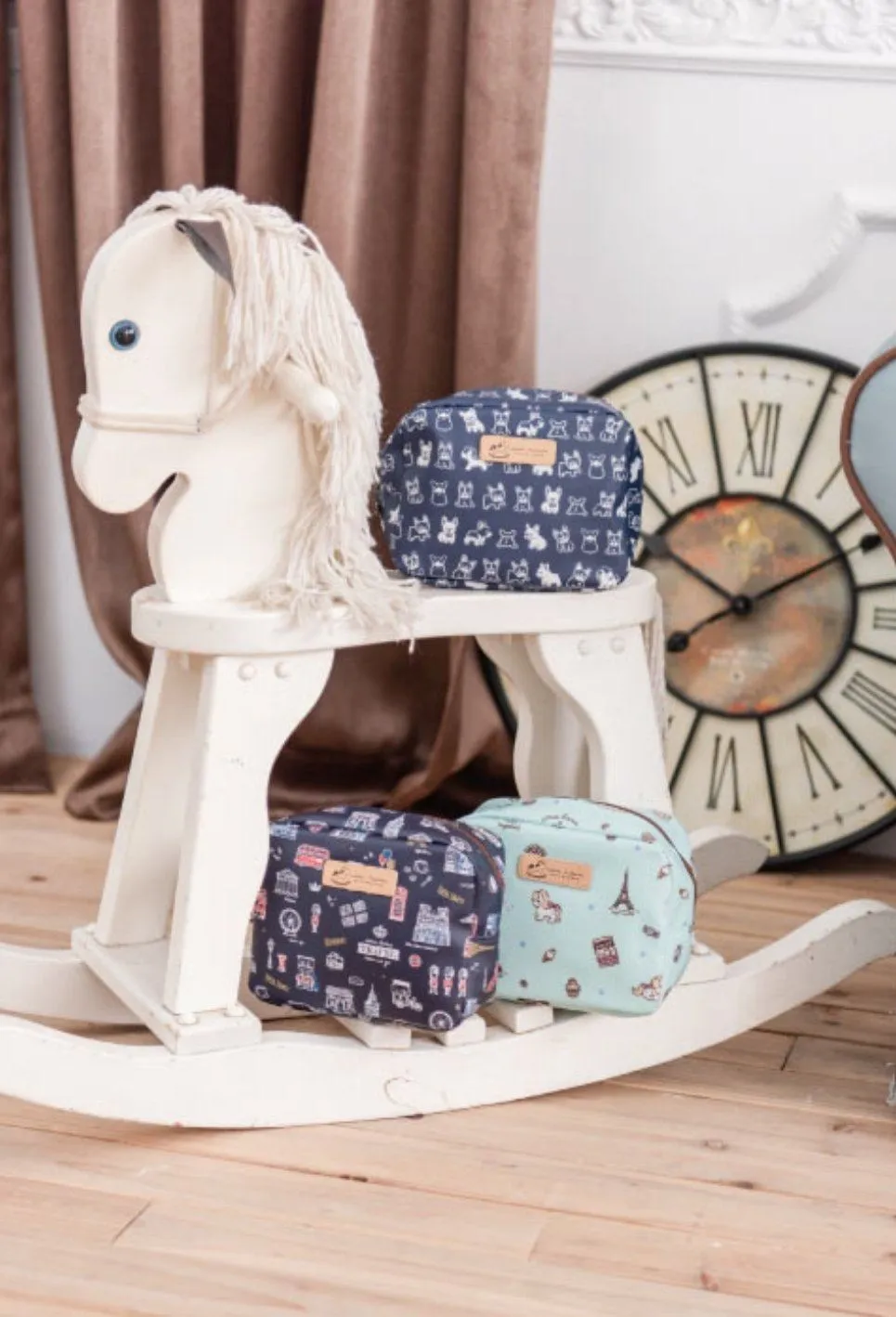 Gray Alpaca Cube Cosmetic Bag