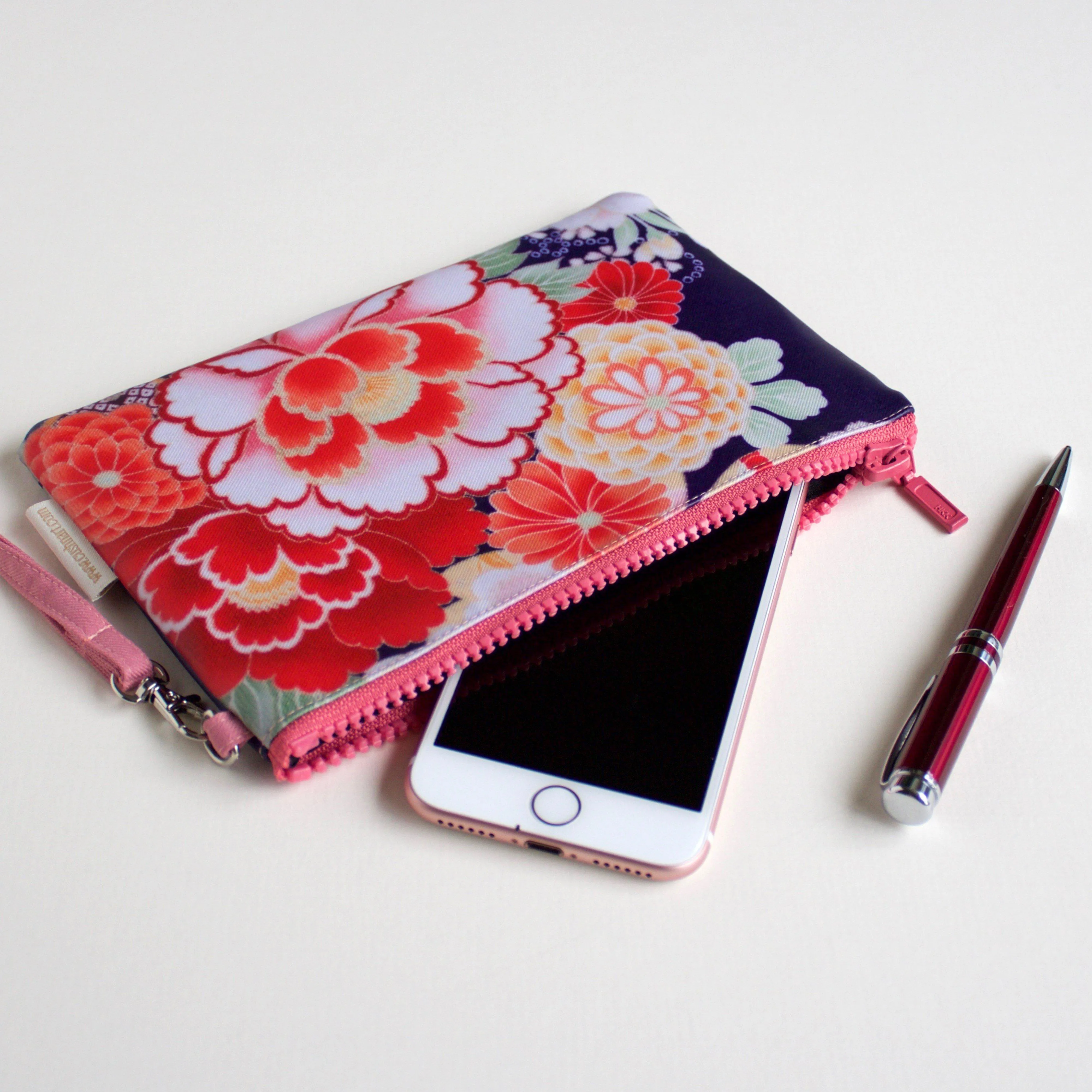 Kimono Water Resistant Clutch