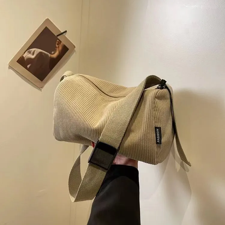 Large capacity canvas travel bag