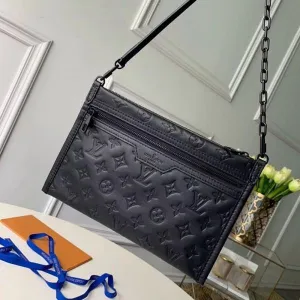 Men&#8217;s Monogram Embossed Double Flat Messenger Bag M44635 Black 2019 Collection