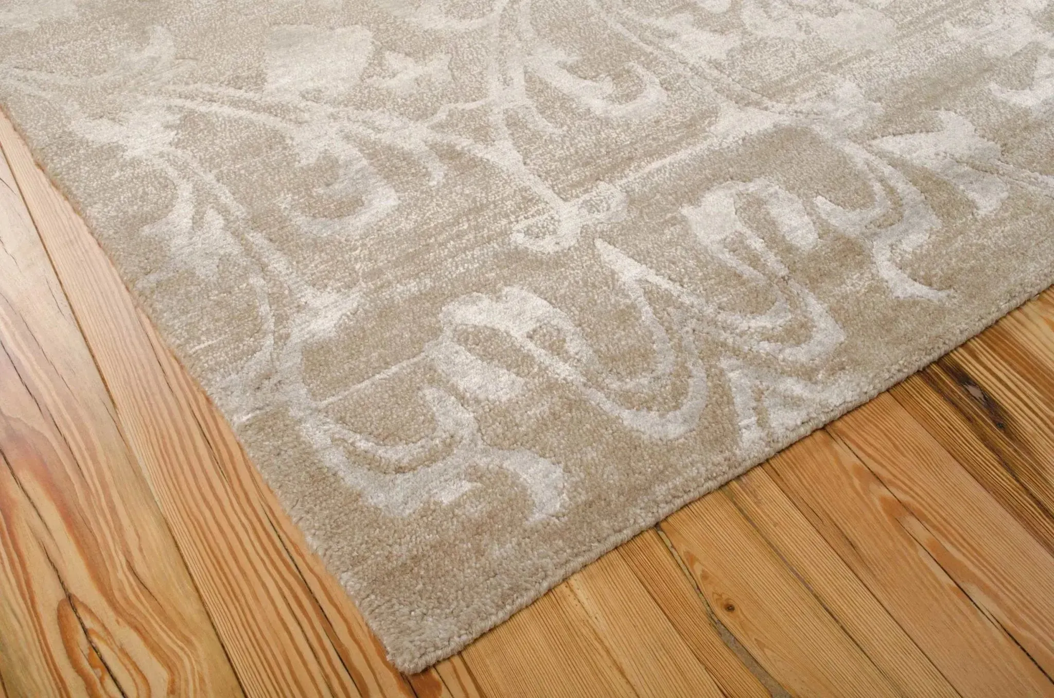 Silk Shadows SHA03 Light Gold Rug