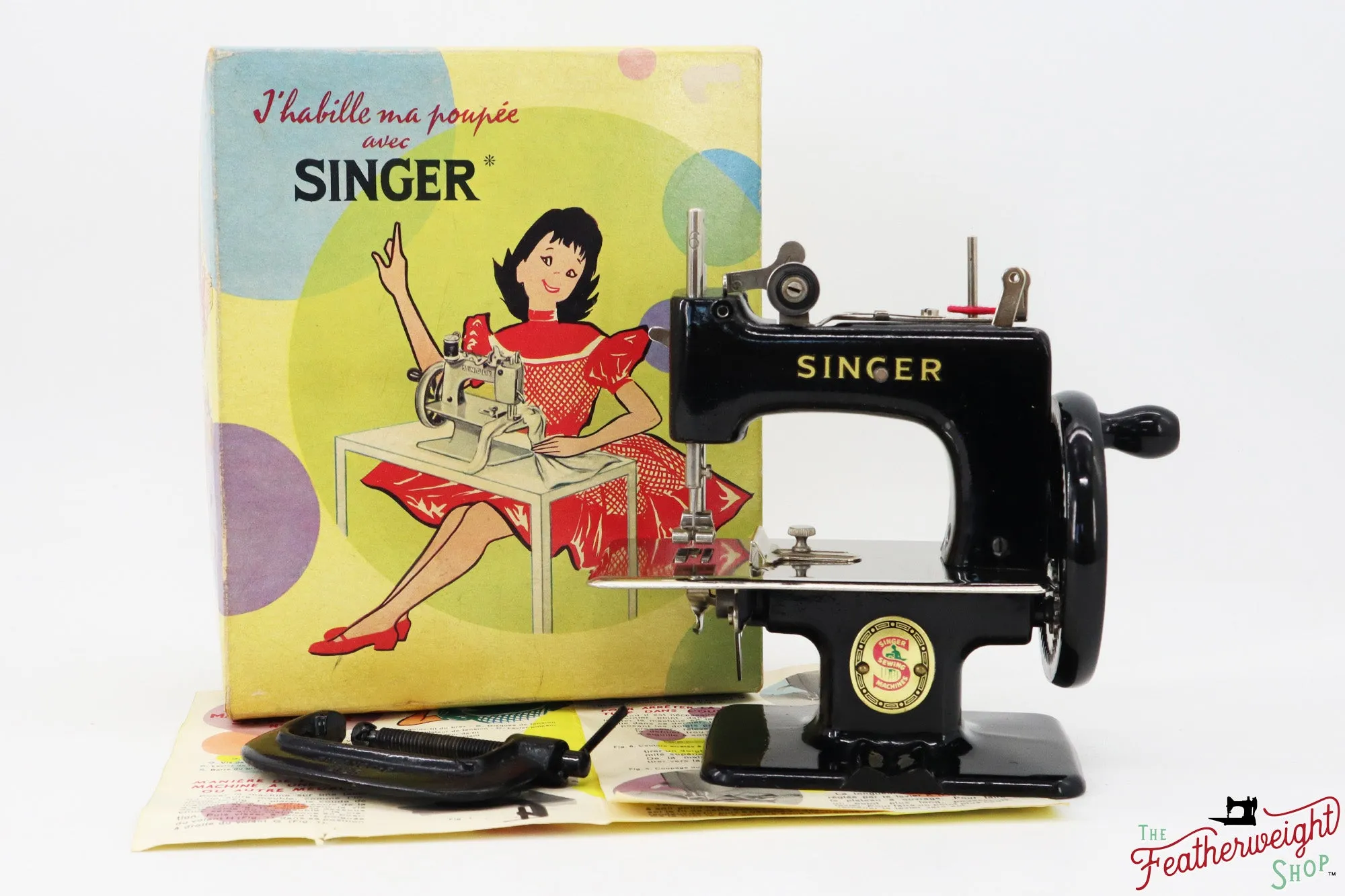 Singer Sewhandy Model 20 - Black, Red 'S' - RARE, Complete Set