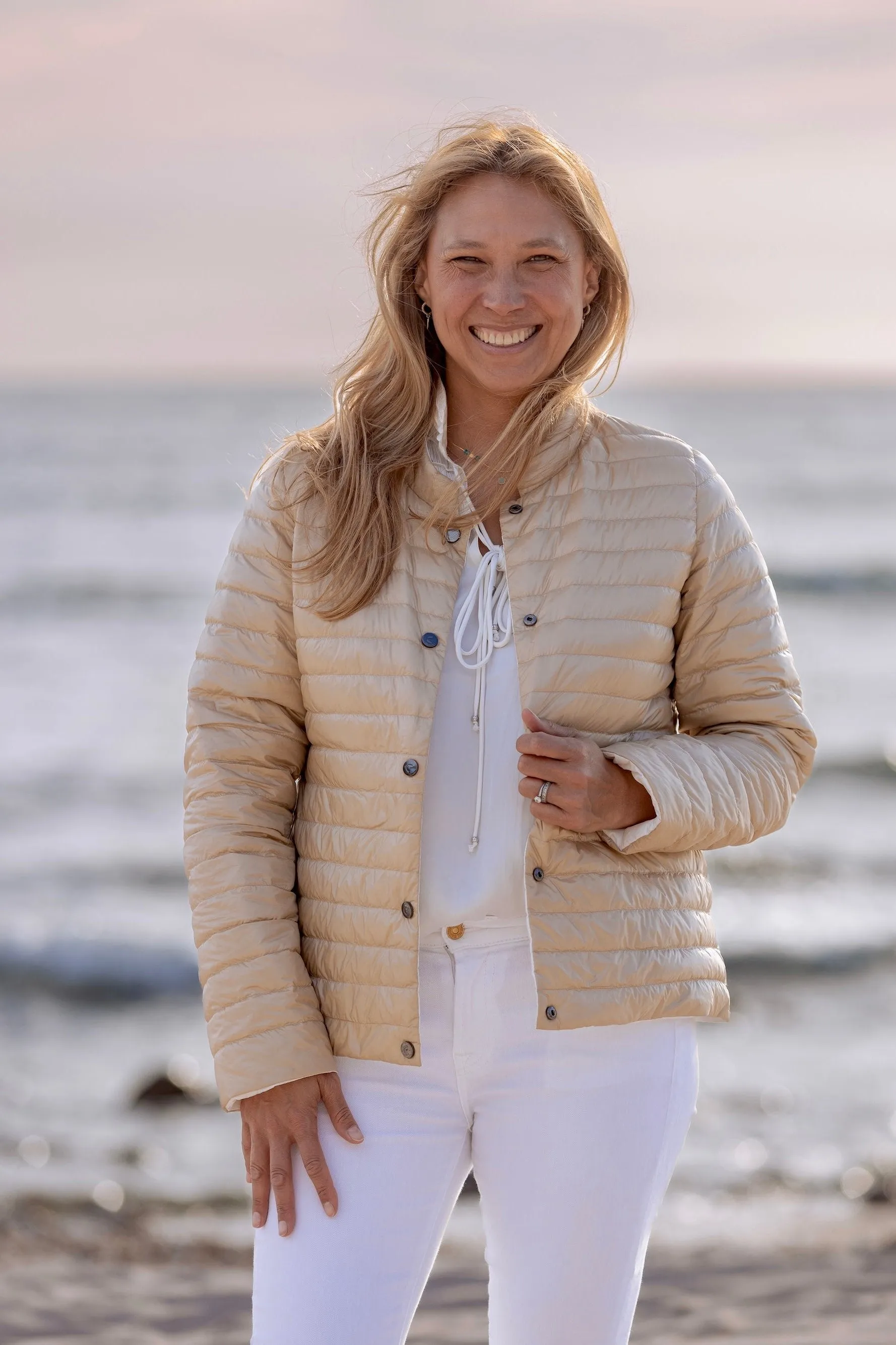 The Leicester in Matte | Light weight 2 in 1 Reversible Down Jacket