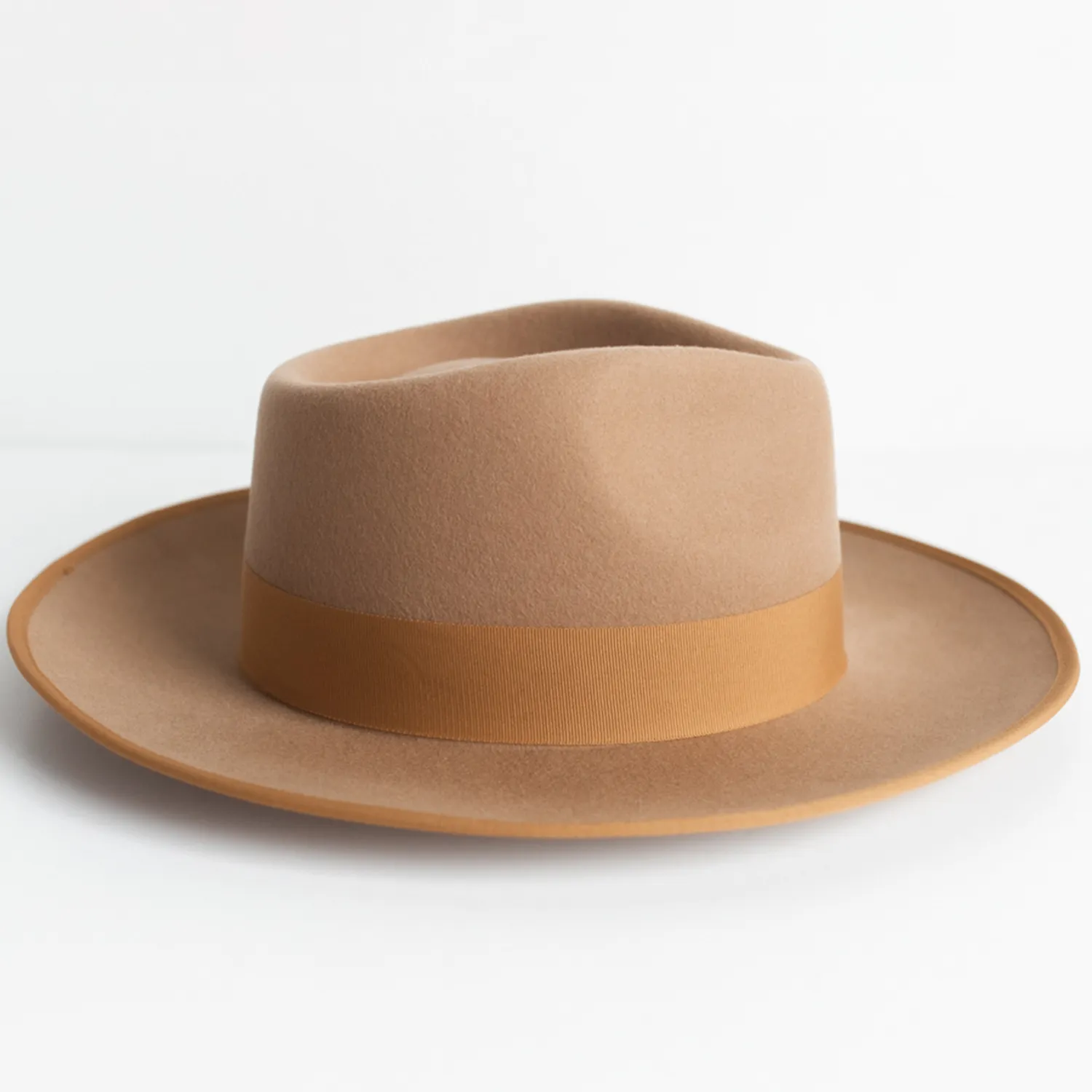 Vintage Vogue Exquisite Emblem Felt Fedora